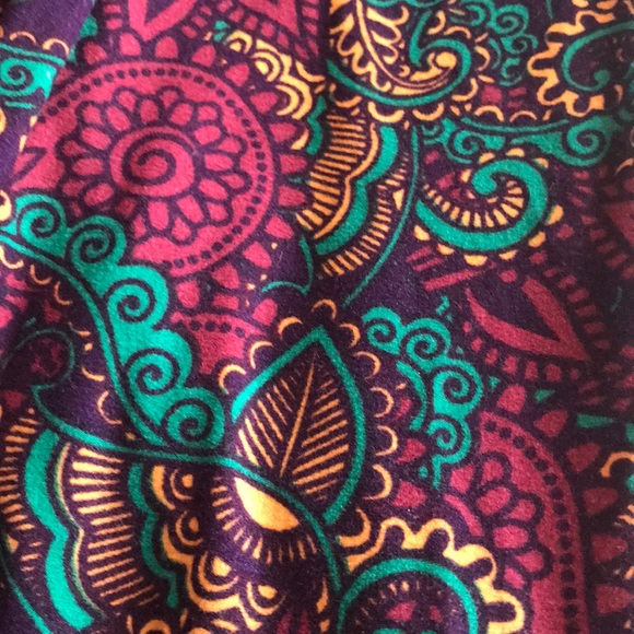 New lularoe tall and curvy leggings - Picture 2 of 2